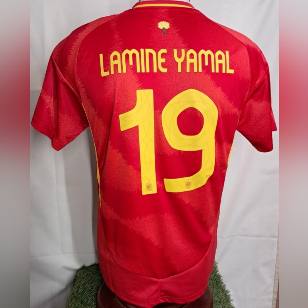 Soccer jersey fan version Spain yamal #19 men size small to x-large red color